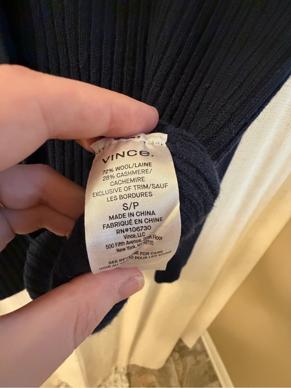 Vince Wool Cashmere Ribbed Button Cardigan Navy Small V636378366 - Picture 3 of 5